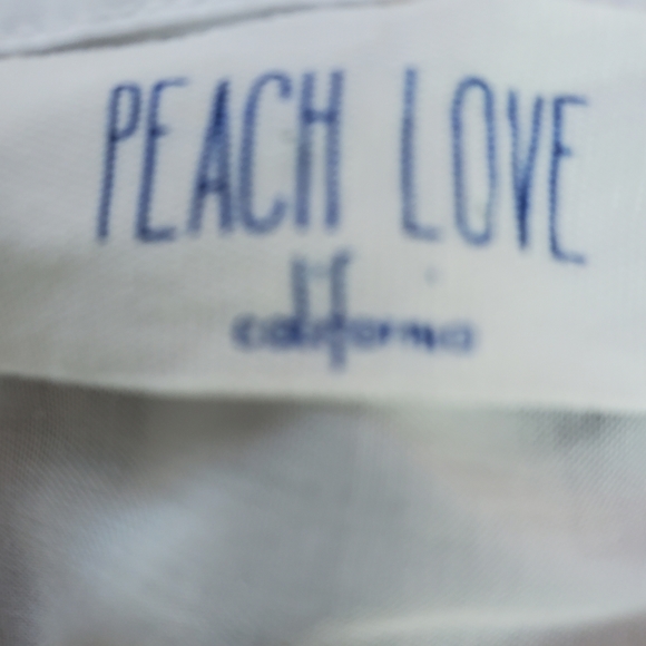 Peach Love Eyelet Embroidered Tunic Top Women's Size Medium EUC - Picture 3 of 9